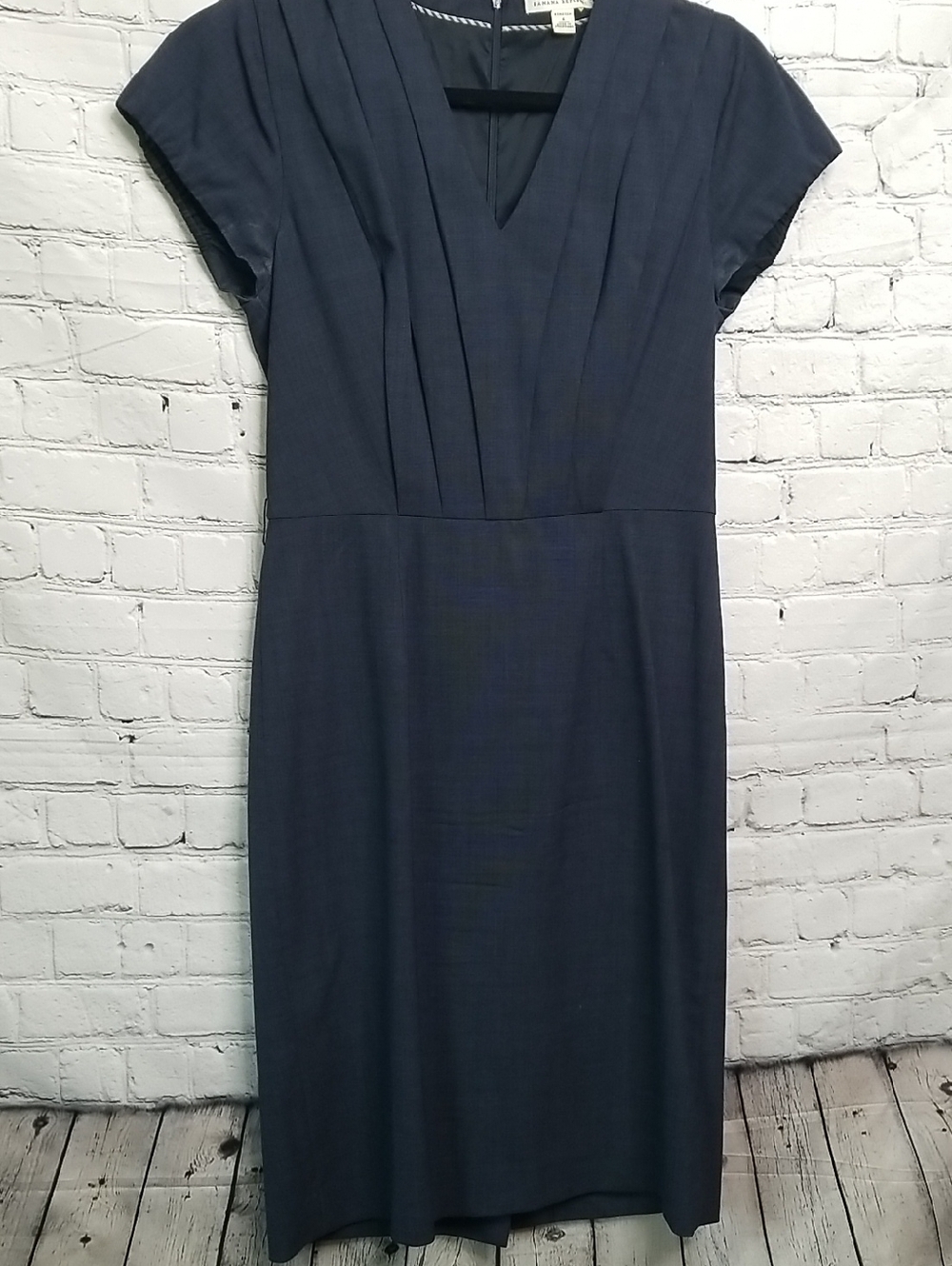 Banana Republic Navy Vneck Short Sleeve Dress Size 4 Lined